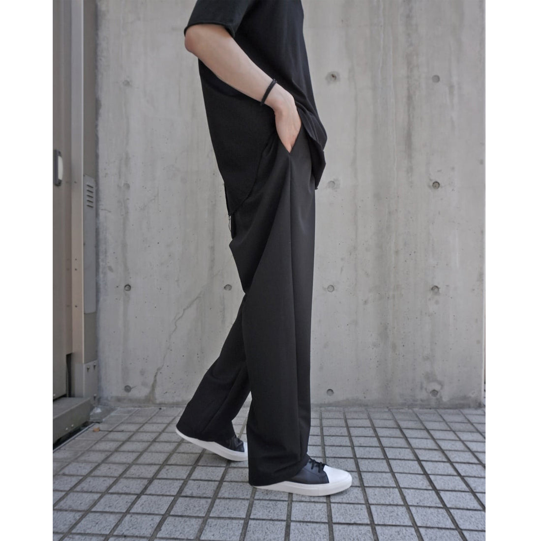 [R&Co.×ASKYY]WIDE LOOSE SLACKS/BLACK(393RH.LIMITED)