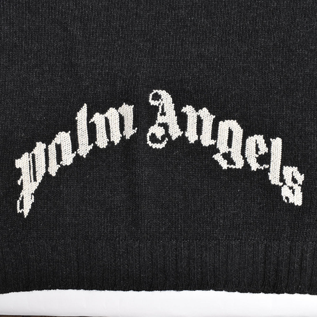 [Palm Angels]CURVED LOGO SWEATER/DARK GRAY(PMHF24-182)