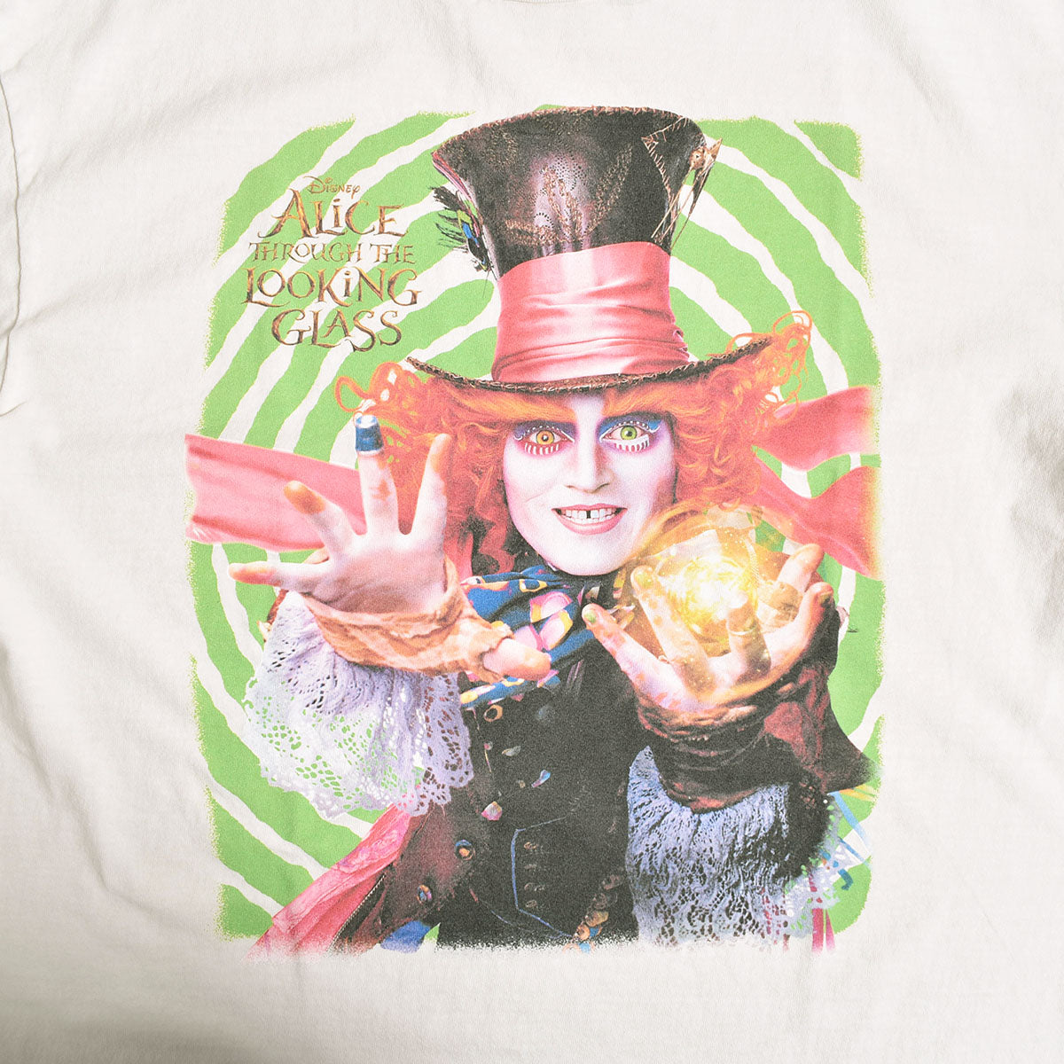 SAINT Mxxxxxx]DSNY_SS TEE/MAD HATTER/WHITE(SM-A23-0000-C25) – R&Co.