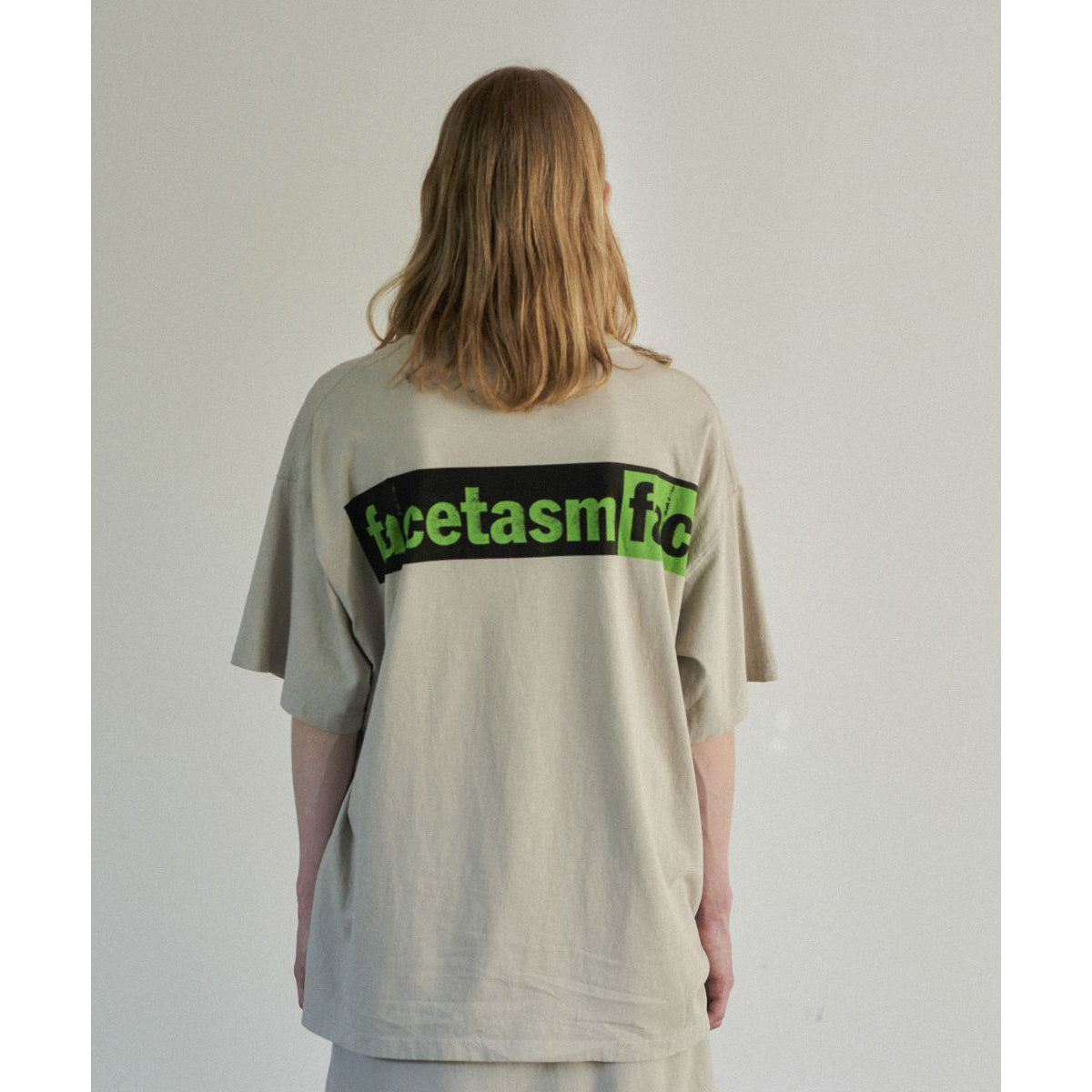 FACETASM]LOGO PRINT TEE/BLACK(ABH-TEE-U06) – R&Co.