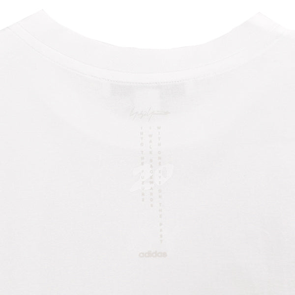 M CH1 SS TEE CF LOGO/WHITE(HG6092-APPS22) – R&Co.