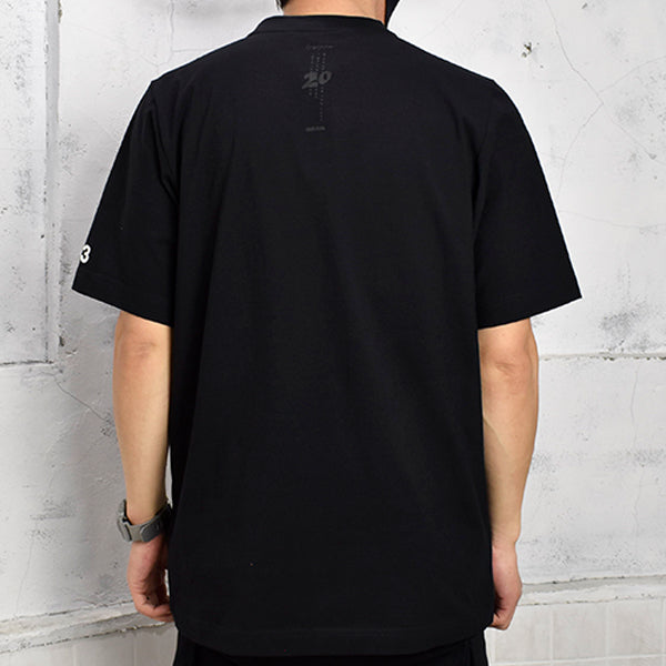 M CH1 SS TEE CF STRIP/BLACK(HG6095-APPS22) – R&Co.