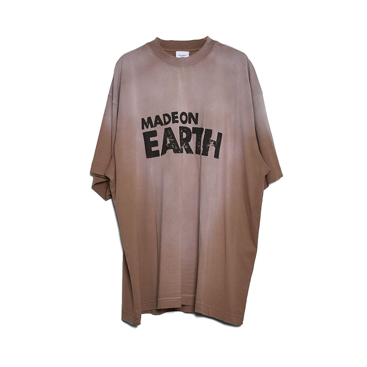 VETEMENTS]MADE ON EARTH T-SHIRT/BEIGE(UE63TR690) – R&Co.